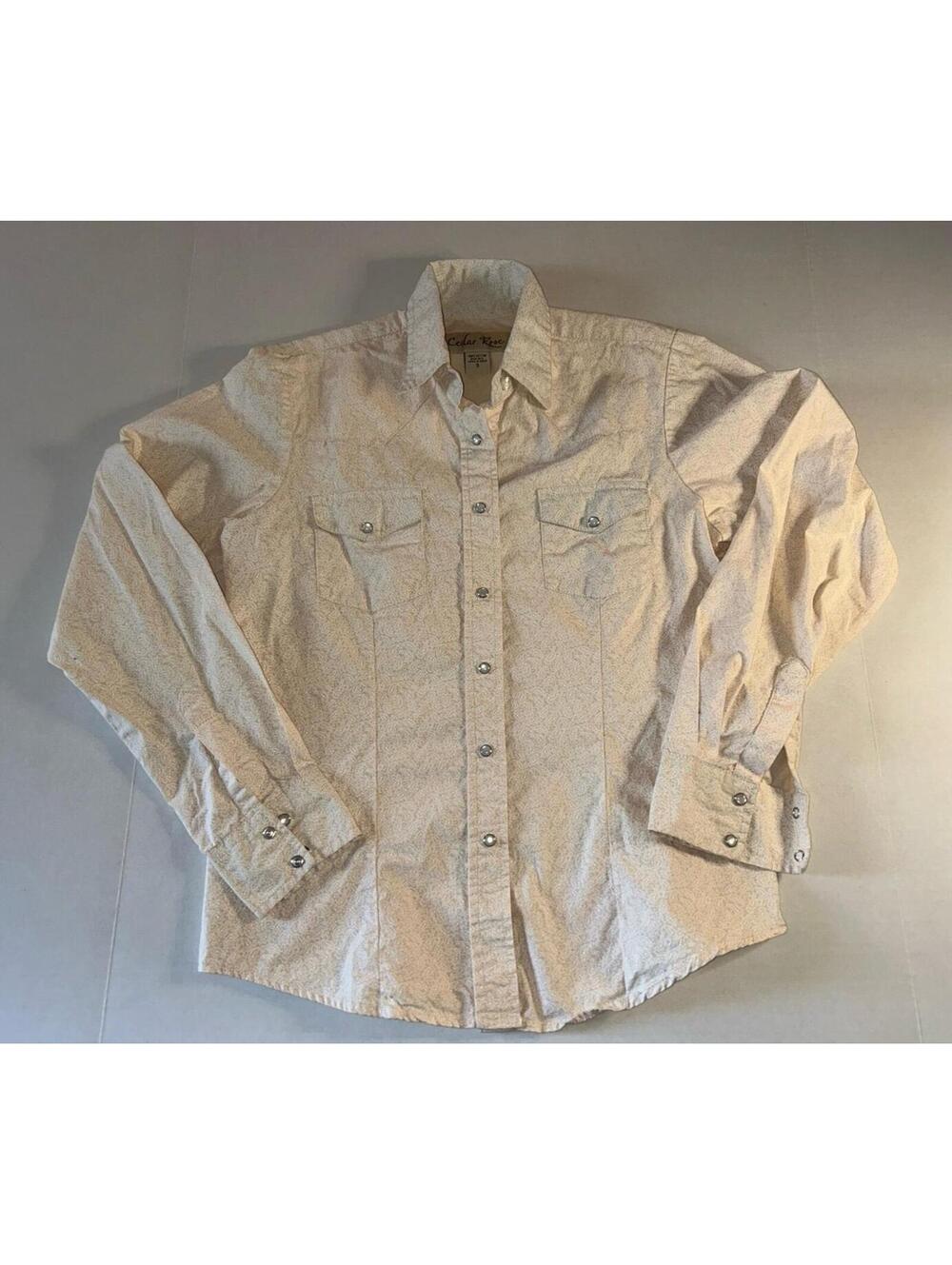 Cedar Rose Women’s Size S Button Up Paisley